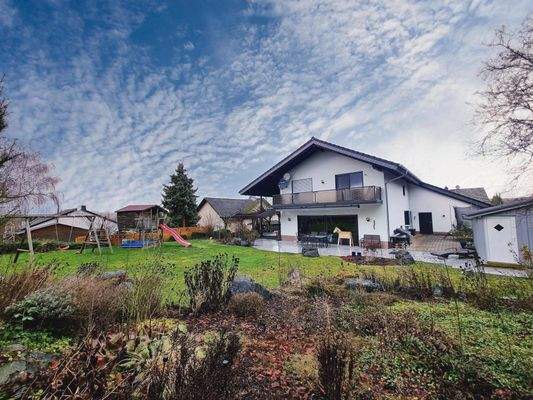 Haus mit Grundstück