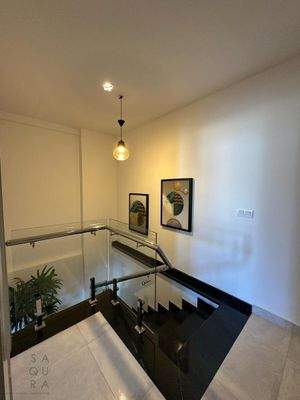 7d8a8571-adb7-4bb6-8c9c-82f4001c6423