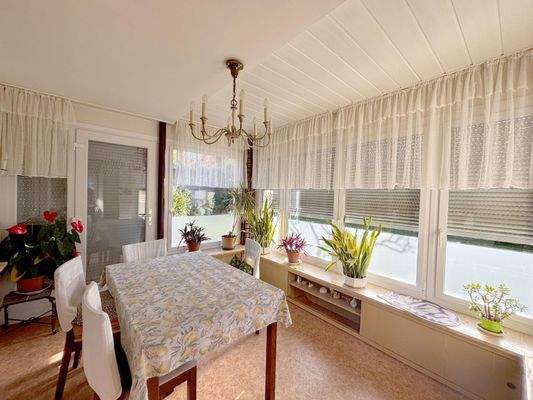 weiteres Zimmer im EG