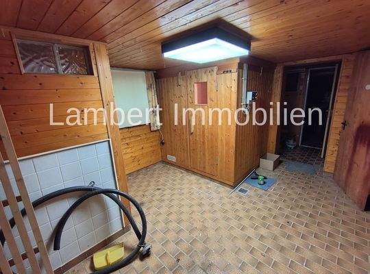 Keller mit Duschbad und Sauna 