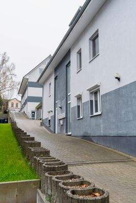 Hagen Held Immobilien - Hausansicht 3.jpeg