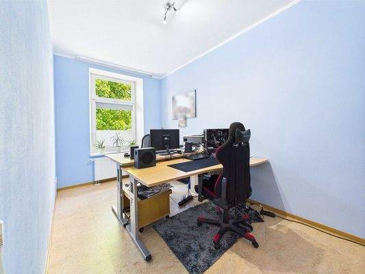 Zentrale Eigentumswohnung in Schwalbach-Elm - Büro