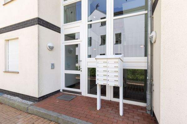 Der Eingangsbereich in die Villa Mara