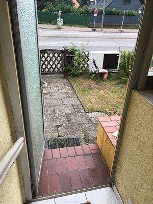 Ausgang mit separaten Eingang 