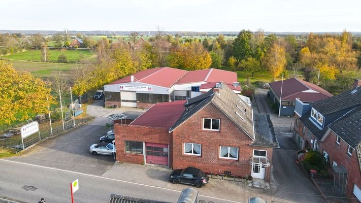 Blick auf das Grundstück - Straßenansicht