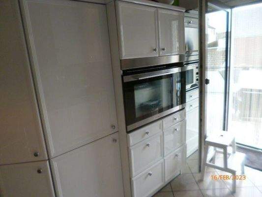 Küche mit Ausgang Balkon