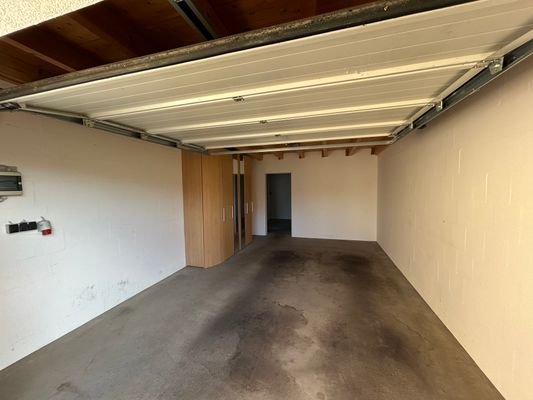 Garage- Innenraum.jpg