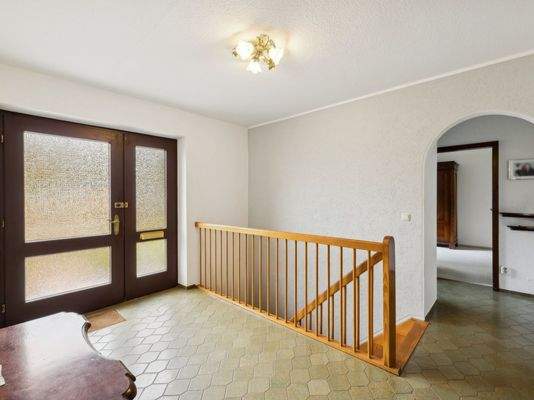 Eingang und Diele Erdgeschoss