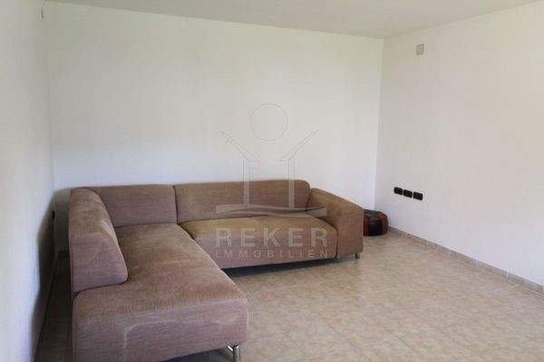 Die lichtdurchströmte Wohnung im Untergeschoss