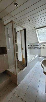 Badezimmer 1. OG