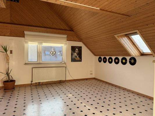 besonderes Studio-Zimmer oben