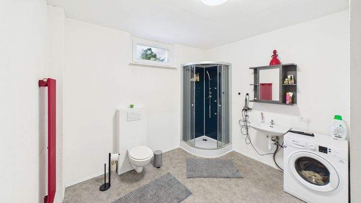 CAM03143G0-PR0192-STILL005