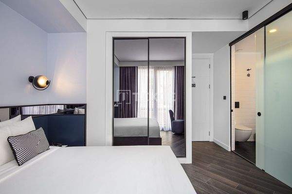 24-Room Hotel 50 m from Pera Palace Hotel in Beyoğlu