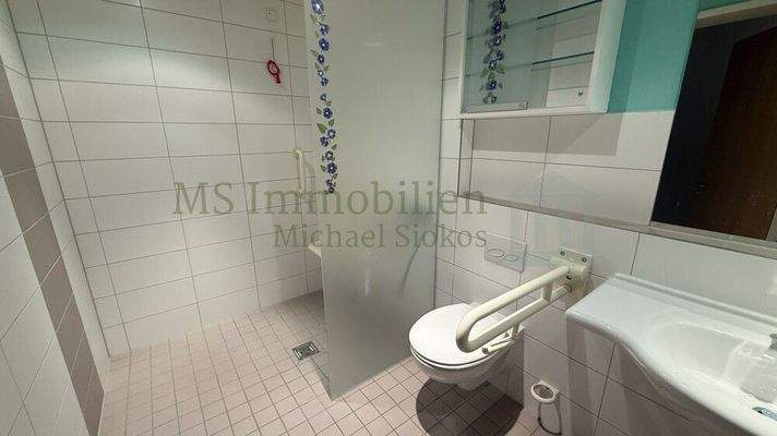 Badezimmer, Ansicht 2