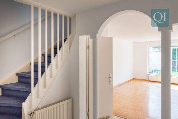 QI-6882 Wohnbereich-Treppe