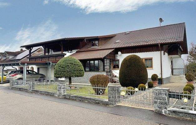 Außenansicht Straßenseite