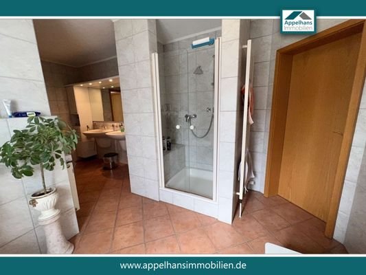 Badezimmer DG