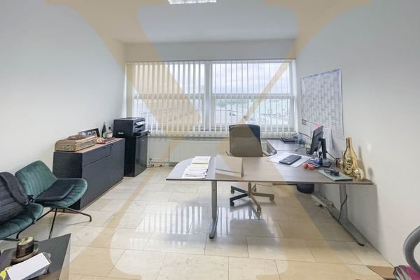 Büro I