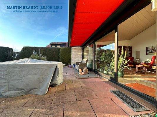 die sonnige Terrasse