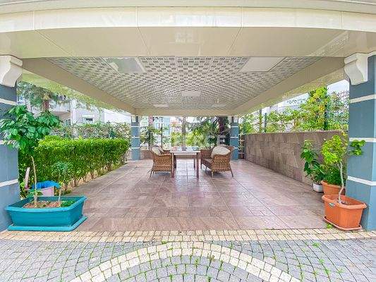 Furnished Apartment with Private Garden Area in Alanya Avsallar