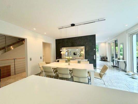 Küche und Essbereich