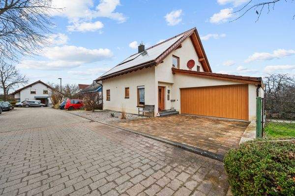 Außen | Eingang/Einfahrt