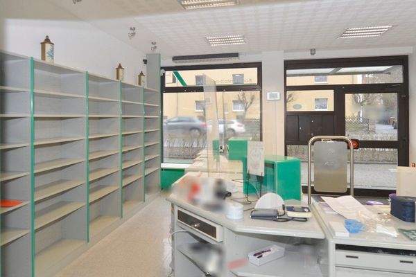 Verkaufsraum - Ansicht Richtung Ausgang