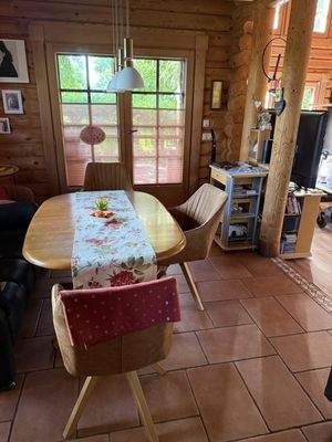 Esszimmer Haus links