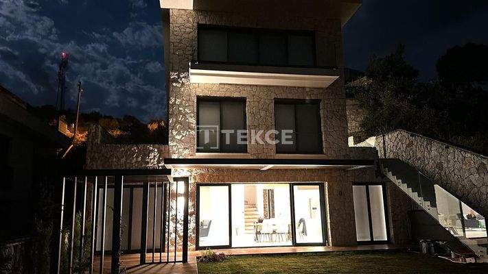 Panoramic Sea-View Villa with Infinity Pool in Bodrum