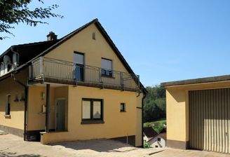 Haus mit Garage