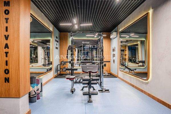 2-Bedroom Apartment in Alanya with Pool and Gym Access