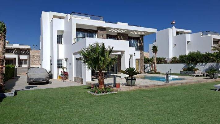 Sea-View-Villa-in-Hurghada  (6).jpeg