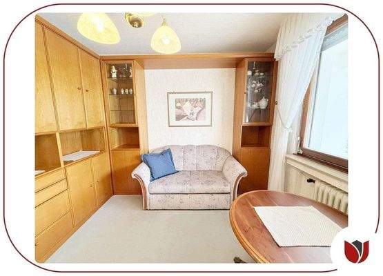 Kinder-/Arbeits-/Gästezimmer mit Blick zum Balkon