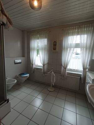 Badezimmer EG