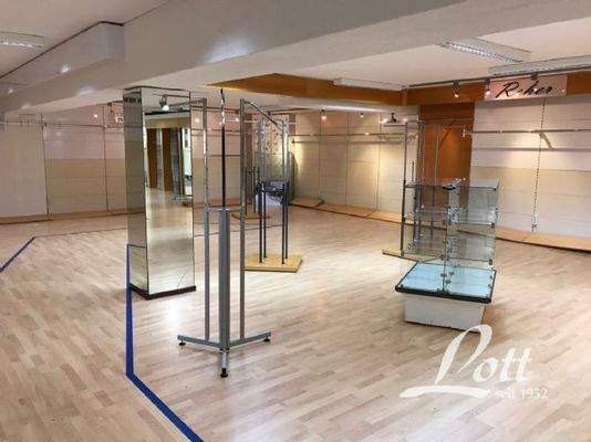 Nutz- und Lagerfläche