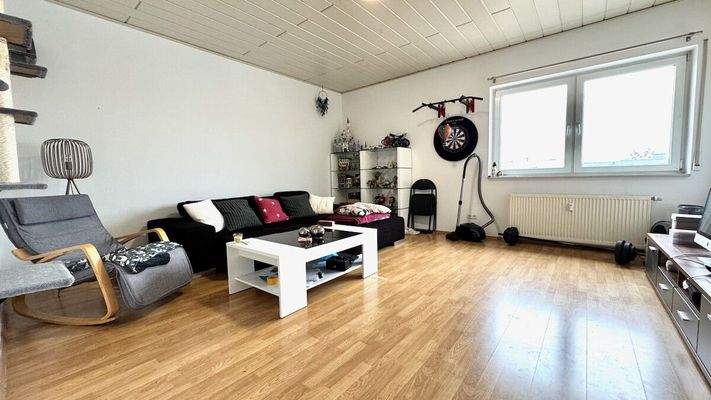 Zimmer 2, 3 Zi.-WHG. 2.OG, Haus 15 links