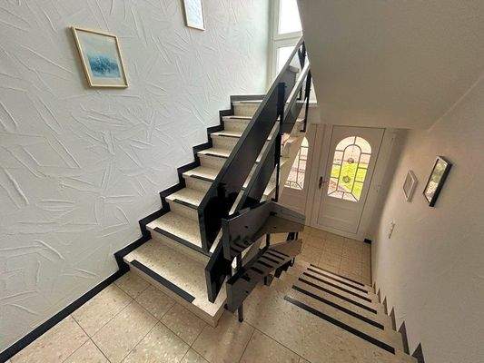 Hauseingang / Treppenhaus