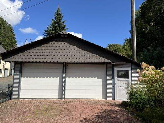 Zufahrt Garage