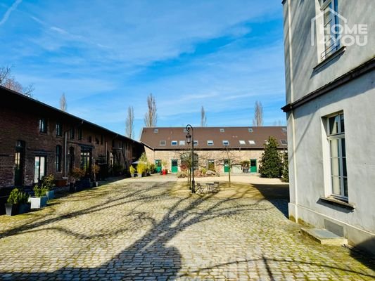 Eingang Hof