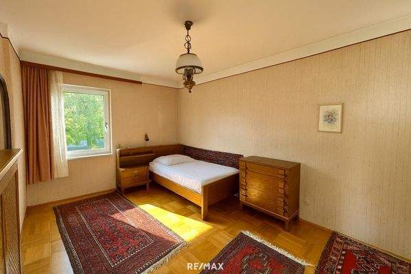 Zimmer Wohnung 2. OG