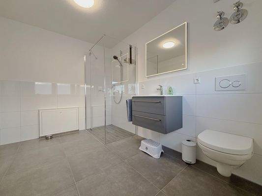 Tageslichtbad im 1. Dachgeschoss