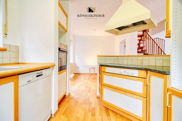 Küche mit Essbereich