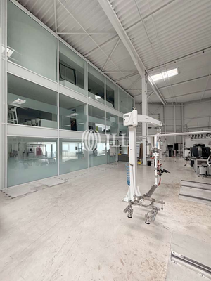 Innenansicht Halle - JLL