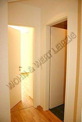 Vorflur Zugang Bad und Schlafzimmer