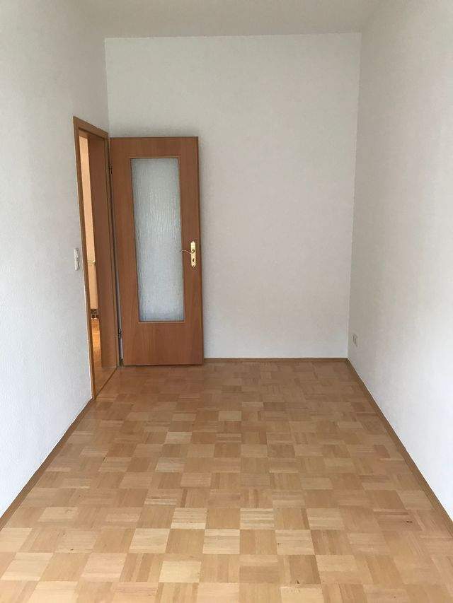 Schöne helle 4 Raum Wohnung Zwickau ab 05.2025 zu vermieten - Foto 4