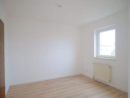 Wohn- und Schlafzimmer 4