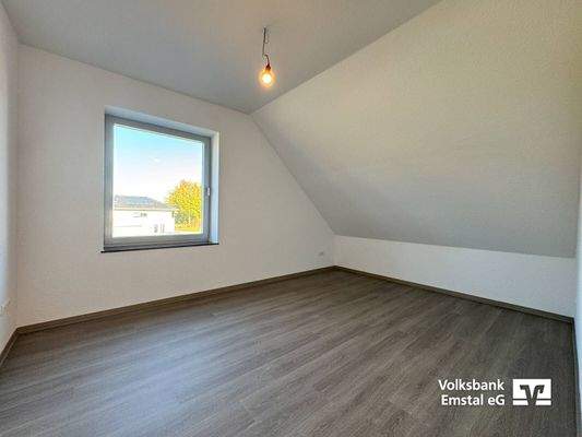  Büro-, Gäste-, Schlafzimmer 2 DG