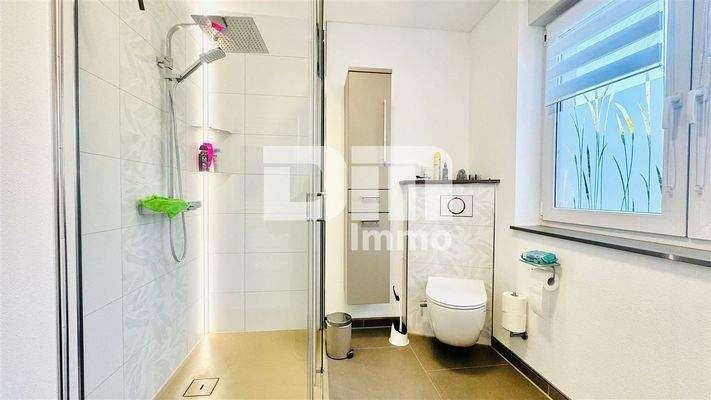 EG Badezimmer / Dusche