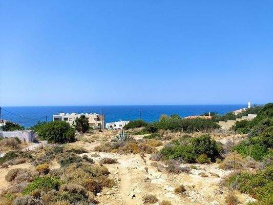 Kreta, Rethymno: Investitionsgrundstück mit Meerblick nahe Stadtzentrum zu verkaufen