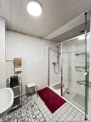 Badezimmer im EG-Anbau